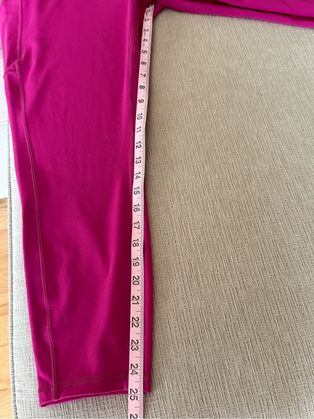 Lululemon Legging, High Rise, 25", Ripened Raspberry, Pink, Size 18 - Picture 12 of 13